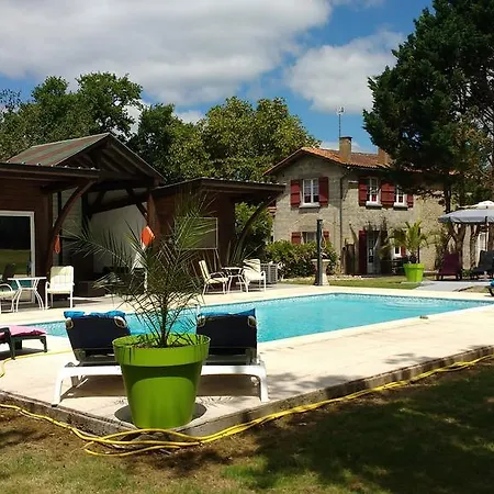 Les Gites De Castera * Aire-sur-lʼAdour